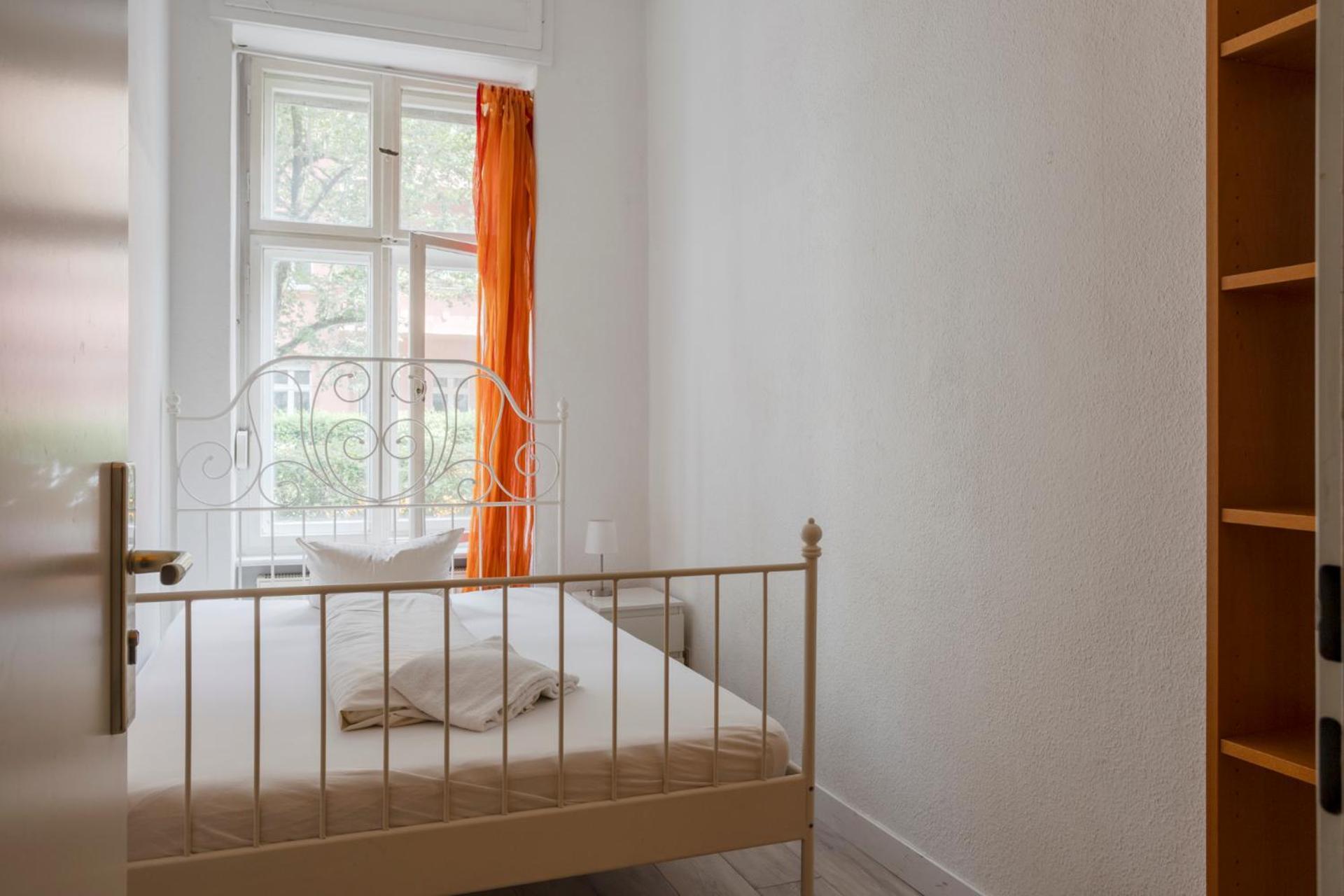 Budget Doppelzimmer mit Gemeinschaftsbad